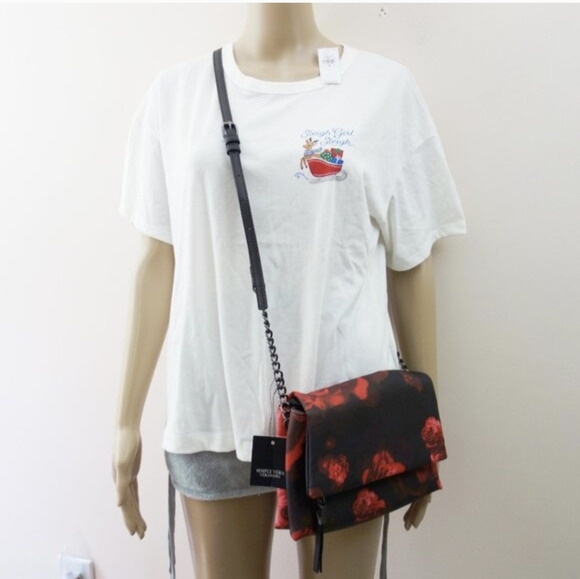 Simply Vera Vera Wang Garrison Crossbody Bag Black Red Rose Vegan Leather NWT! - Picture 5 of 12